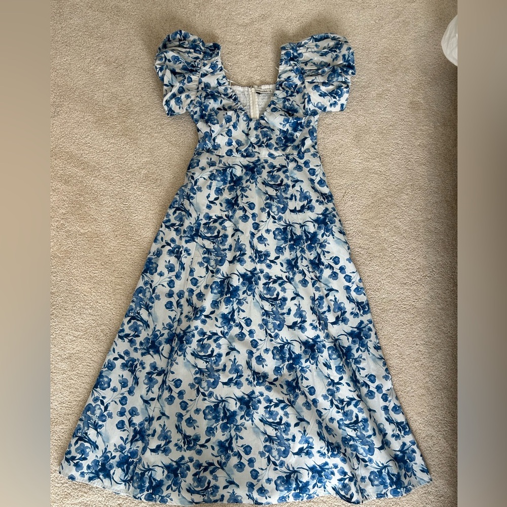 Abercrombie puff sleeve dress